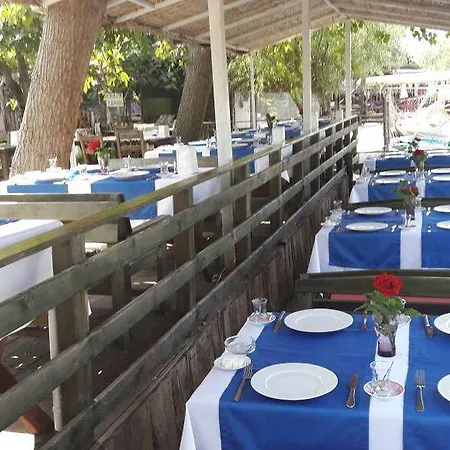 Kuecuek Ev Motel * Ağva