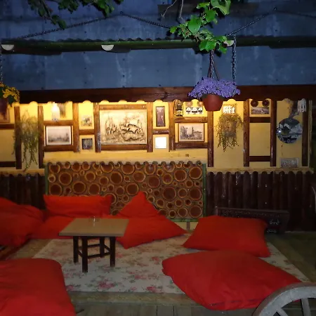 Kuecuek Ev Motel *