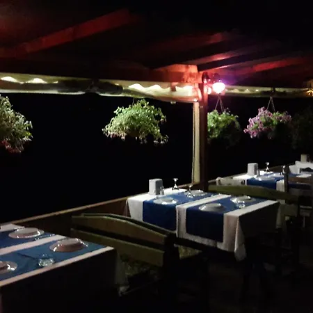 Kuecuek Ev Motel