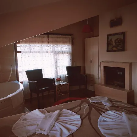 Kuecuek Ev Motel