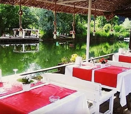 Kuecuek Ev Motel * Sile